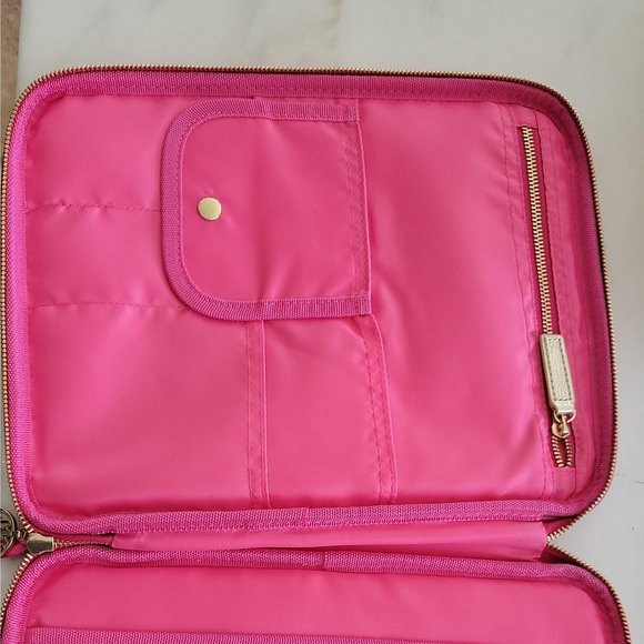 NWT Lily Pulitzer "Lily's Lagoon" folio/tablet cas - Picture 3 of 4